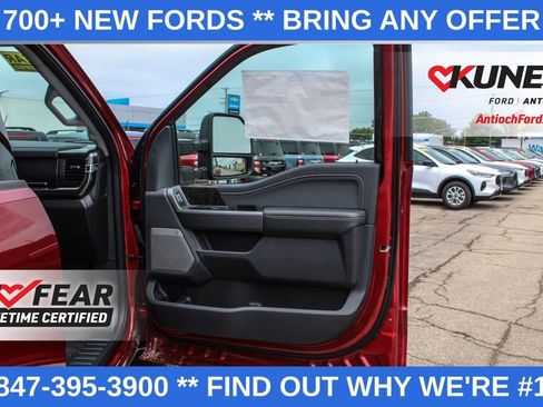 New 2025 Ford F250 Lariat w/ Black Appearance Package AWD/4WD image 17