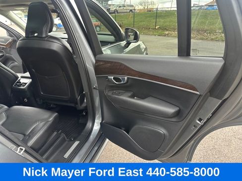 Used 2019 Volvo XC90 T6 Momentum w/ Advanced Package image 31