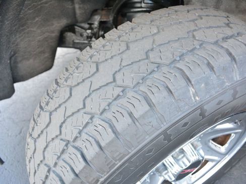 Used 2017 GMC Sierra 1500 2WD Regular Cab w/ Sierra Convenience Package image 6