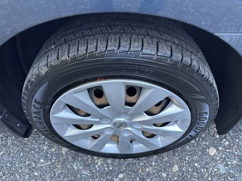 Used 2016 Nissan Sentra SV FWD image 30