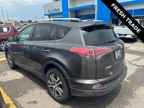 Used 2016 Toyota RAV4 LE AWD/4WD image 10