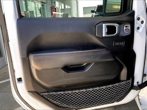 Used 2023 Jeep Gladiator Mojave w/ LED Lighting Group AWD/4WD image 22