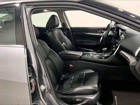 Used 2023 Nissan Maxima SL FWD image 30