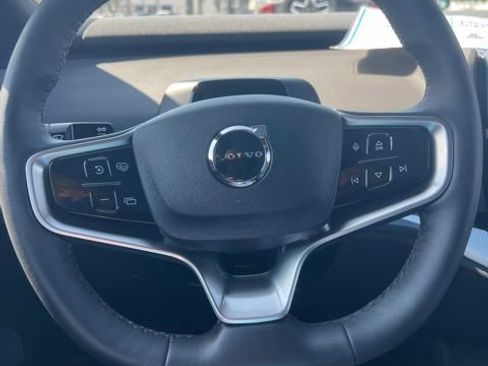 Used 2025 Volvo EX30 Ultra AWD/4WD image 13