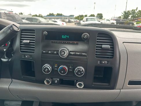 Used 2013 Chevrolet Silverado 1500 W/T image 13