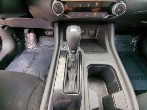 Certified 2025 Nissan Sentra S FWD image 23