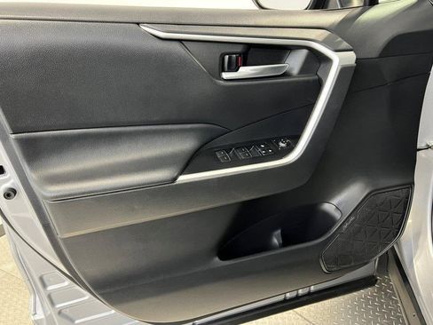 Used 2024 Toyota RAV4 XLE image 32