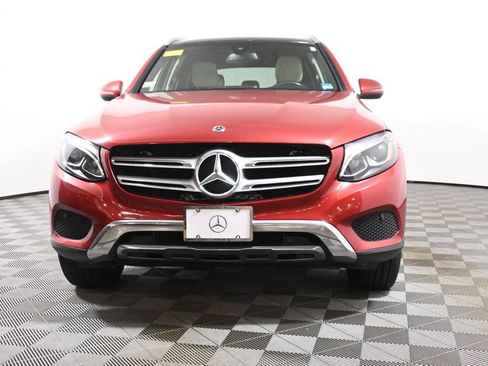 Used 2018 Mercedes-Benz GLC 300 4MATIC image 10