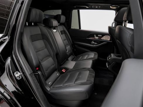 Used 2024 Mercedes-Benz GLS 63 AMG 4MATIC image 38