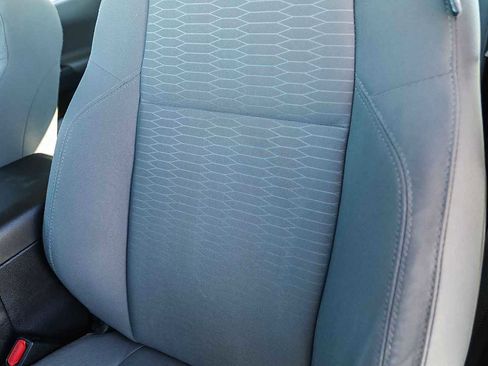 Certified 2018 Toyota Tacoma SR image 24