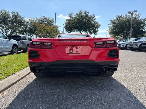 Used 2021 Chevrolet Corvette Stingray Coupe w/ Chrome Exterior Badge Package RWD image 5