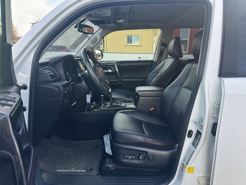 Used 2016 Toyota 4Runner Trail Premium image 10