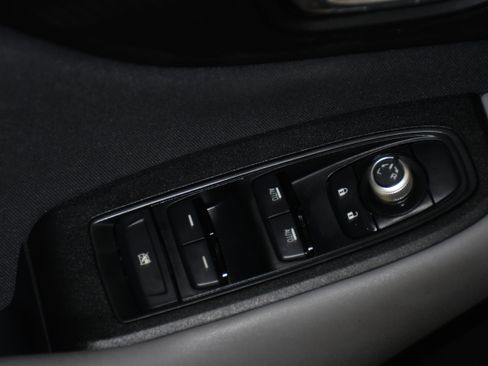 Used 2022 Subaru Outback Premium image 11