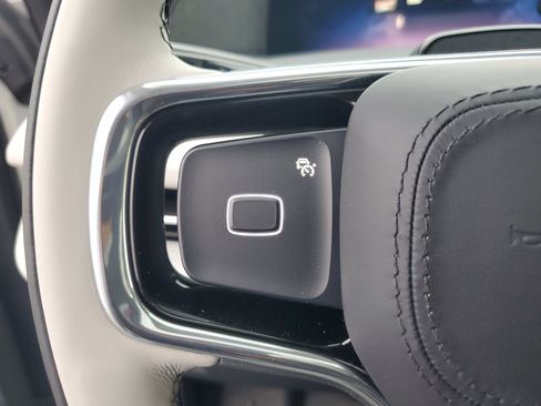 New 2025 Lincoln Navigator L Reserve image 16