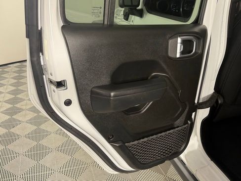 Used 2023 Jeep Wrangler Unlimited w/ Cold Weather Group AWD/4WD image 25