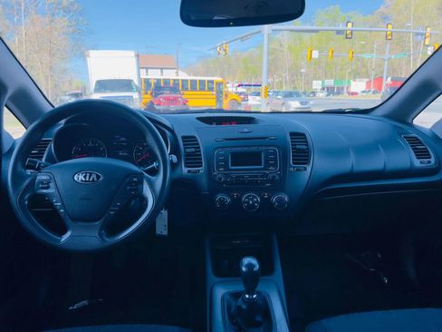 Used 2016 Kia Forte LX w/ Protection Package FWD image 14