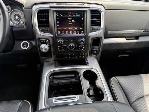 Used 2017 RAM 1500 Limited RWD image 59