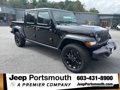 New 2025 Jeep Gladiator Sport