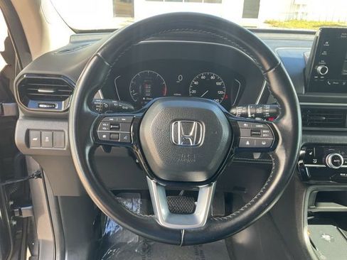 Used 2024 Honda Pilot EX-L image 9