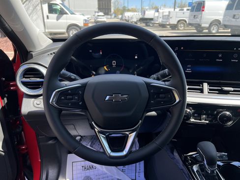 New 2026 Chevrolet Trax LT w/ Midnight Edition image 19