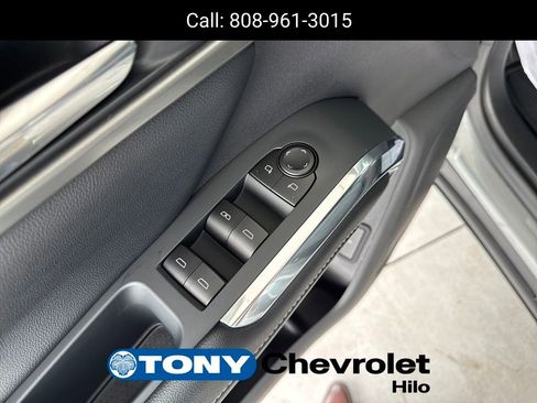 New 2026 Chevrolet Traverse LT image 10