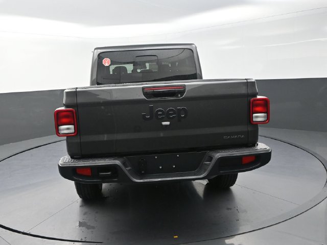 New 2026 Jeep Gladiator Sport AWD/4WD image 7