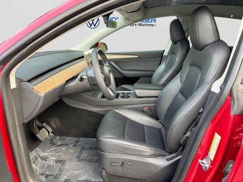 Used 2023 Tesla Model Y Long Range AWD/4WD image 21
