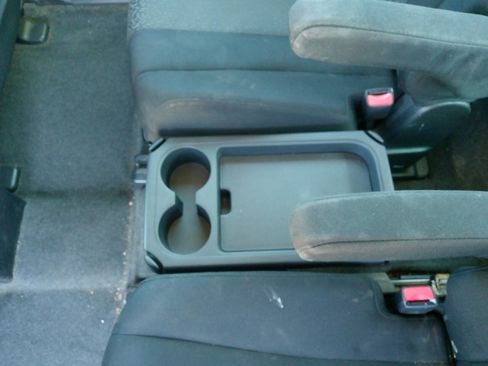 Used 2012 MAZDA MAZDA5 Sport image 29