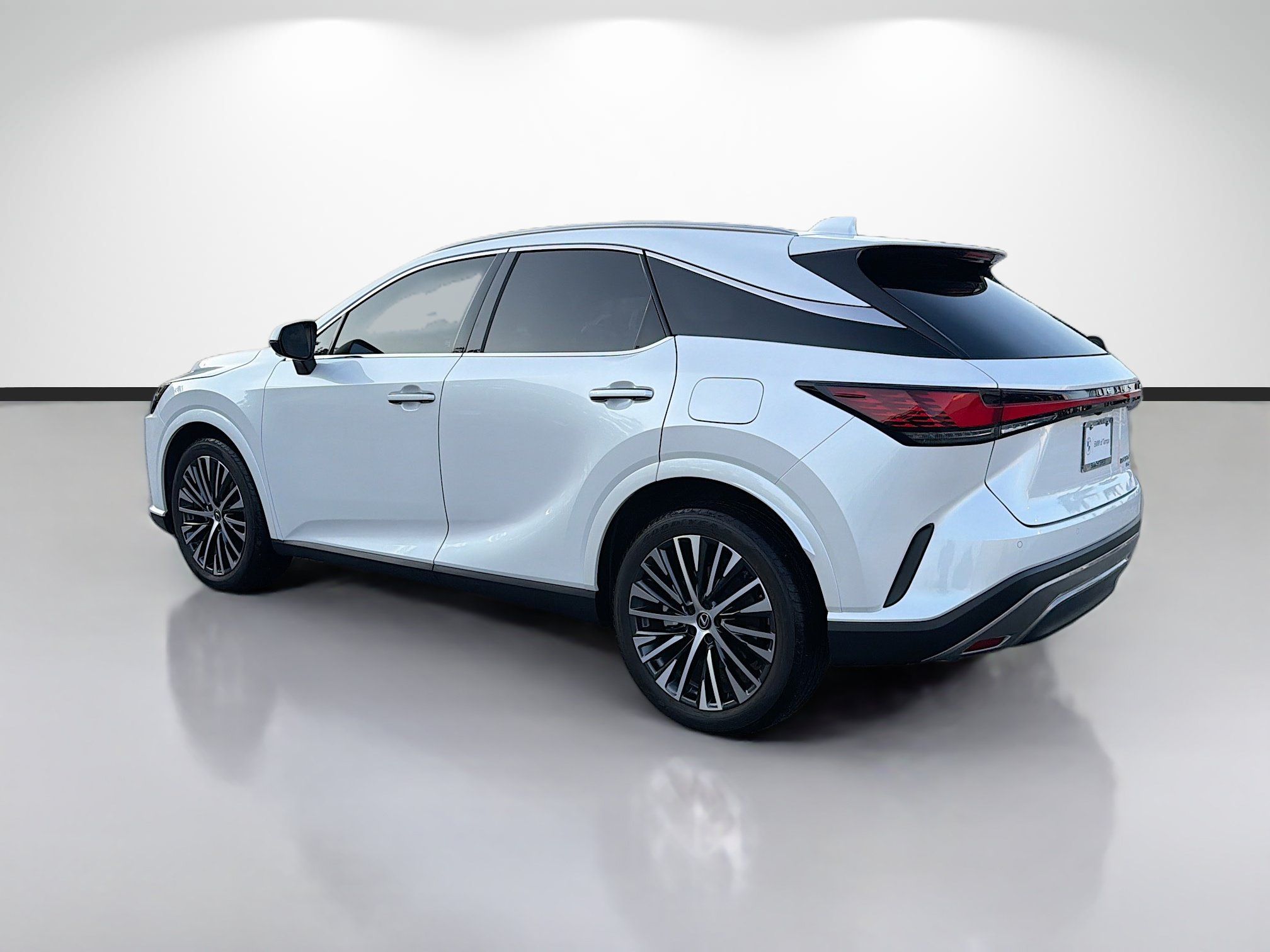 Used 2023 Lexus RX 350 Premium Plus w/ Cold Area Package AWD/4WD image 5