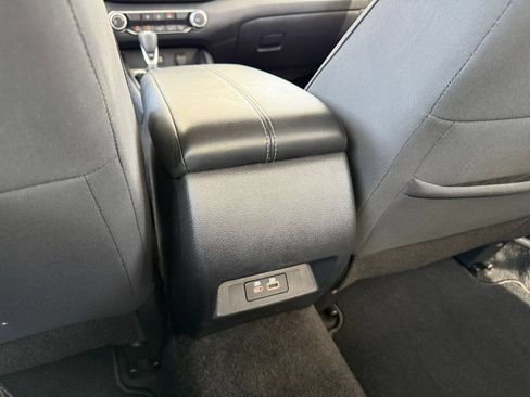Used 2025 Nissan Altima 2.5 SV FWD image 22