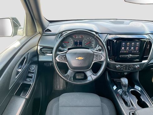 Used 2023 Chevrolet Traverse LT FWD image 20