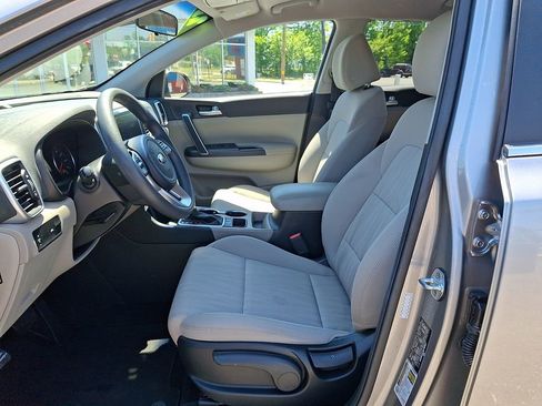Used 2021 Kia Sportage LX FWD image 15
