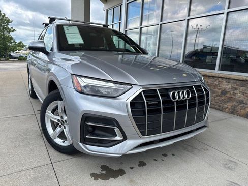 Used 2023 Audi Q5 2.0T Premium w/ Convenience Package AWD/4WD image 1