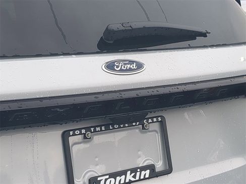 New 2026 Ford Explorer Platinum w/ LUX Leather Package image 28