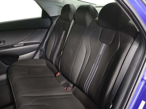Used 2023 Hyundai Elantra SEL w/ Convenience Package FWD image 28