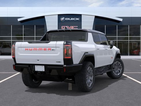 New 2026 GMC Hummer EV 4x4 Crew Cab w/ LPO, Sport Package image 4