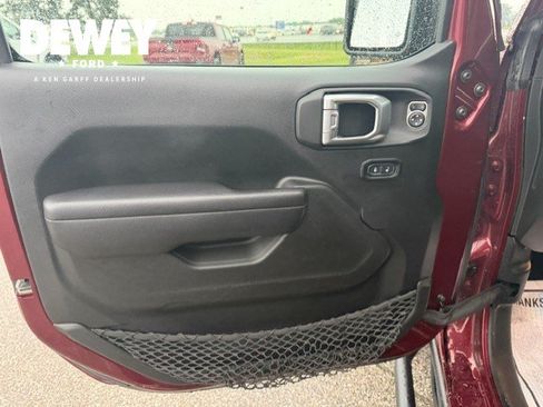 Used 2021 Jeep Wrangler Unlimited Sport AWD/4WD image 10