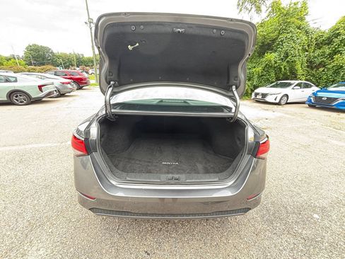 Used 2025 Nissan Sentra SV FWD image 28