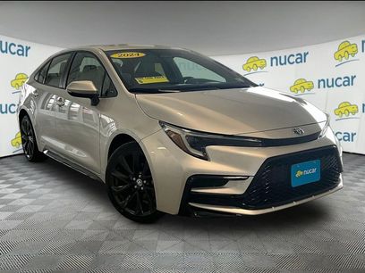 Used 2024 Toyota Corolla SE w/ SE Package