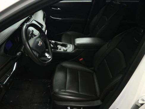 Used 2019 Cadillac XT4 Sport w/ Cold Weather Package FWD image 49