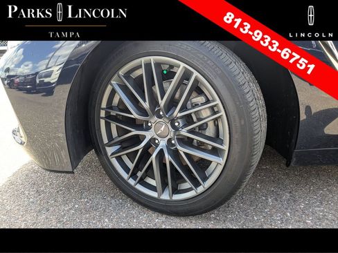 Used 2019 Genesis G70 2.0T Advanced RWD image 31