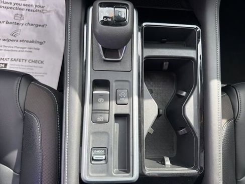 Certified 2025 Nissan Pathfinder SL w/ SL Premium Package image 19