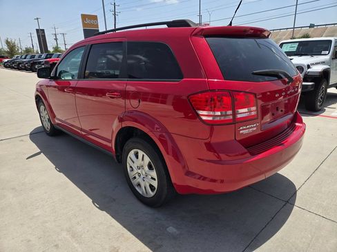 Used 2020 Dodge Journey SE FWD image 5