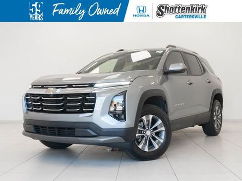 Used 2025 Chevrolet Equinox LT w/ Convenience Package II FWD image 1