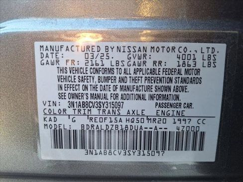 Used 2025 Nissan Sentra SV image 24