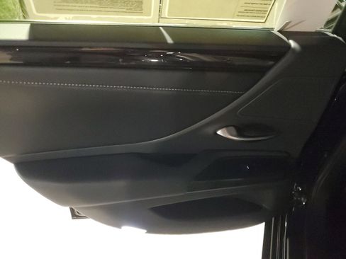 Used 2020 Lexus ES 350 w/ Premium Package image 12