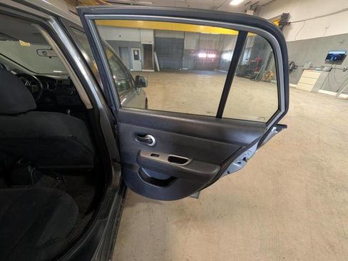 Used 2009 Nissan Versa 1.8 S w/ PWR Pkg FWD image 27