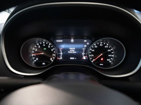 Used 2020 Jeep Compass Latitude image 16