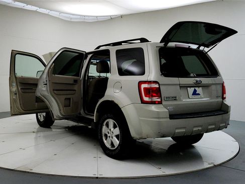 Used 2008 Ford Escape XLT image 12