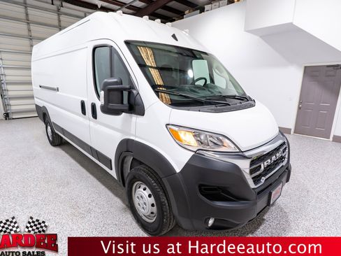 Used 2023 RAM ProMaster 3500 w/ Convenience Group image 6